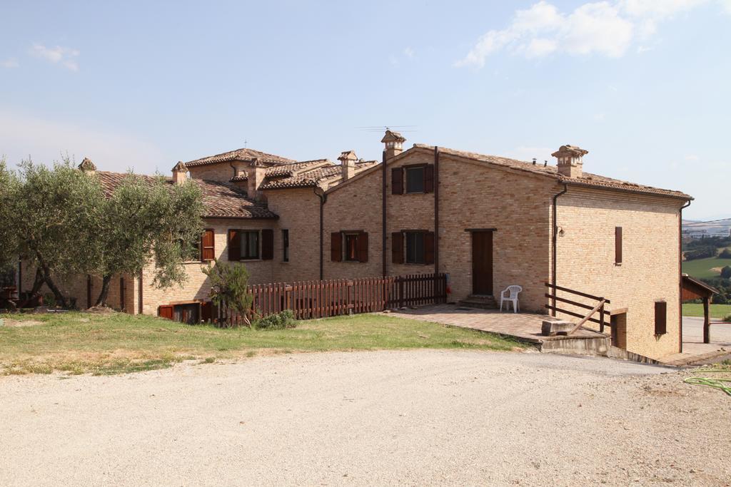 Agriturismo Sant'Antonio Villa Montegridolfo Exterior foto